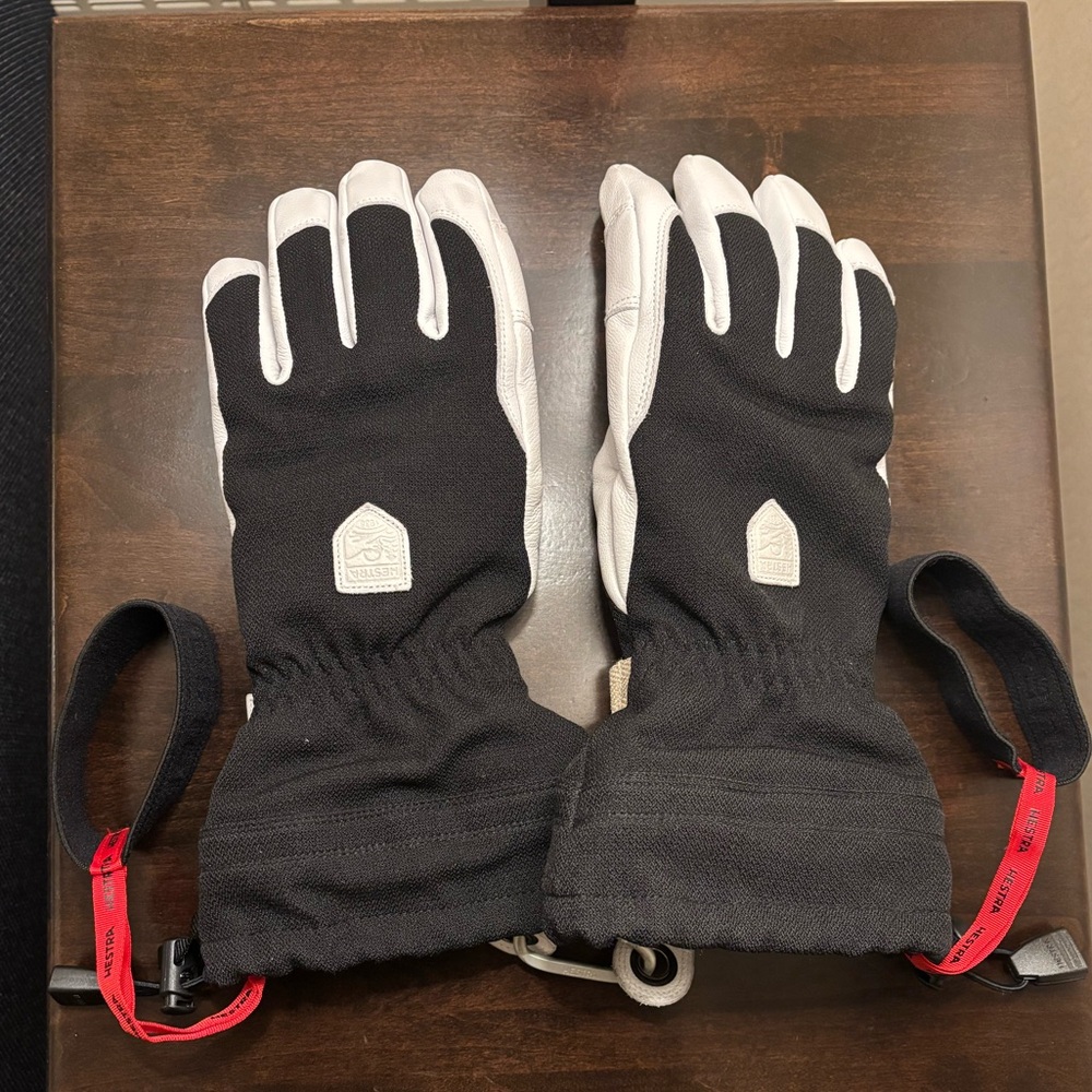 Women’s Hestra Ski Gloves